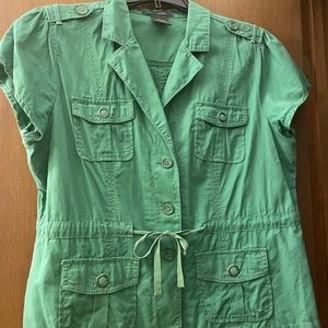 EUC French Cuff short sleeve safari style jacket in a melon green